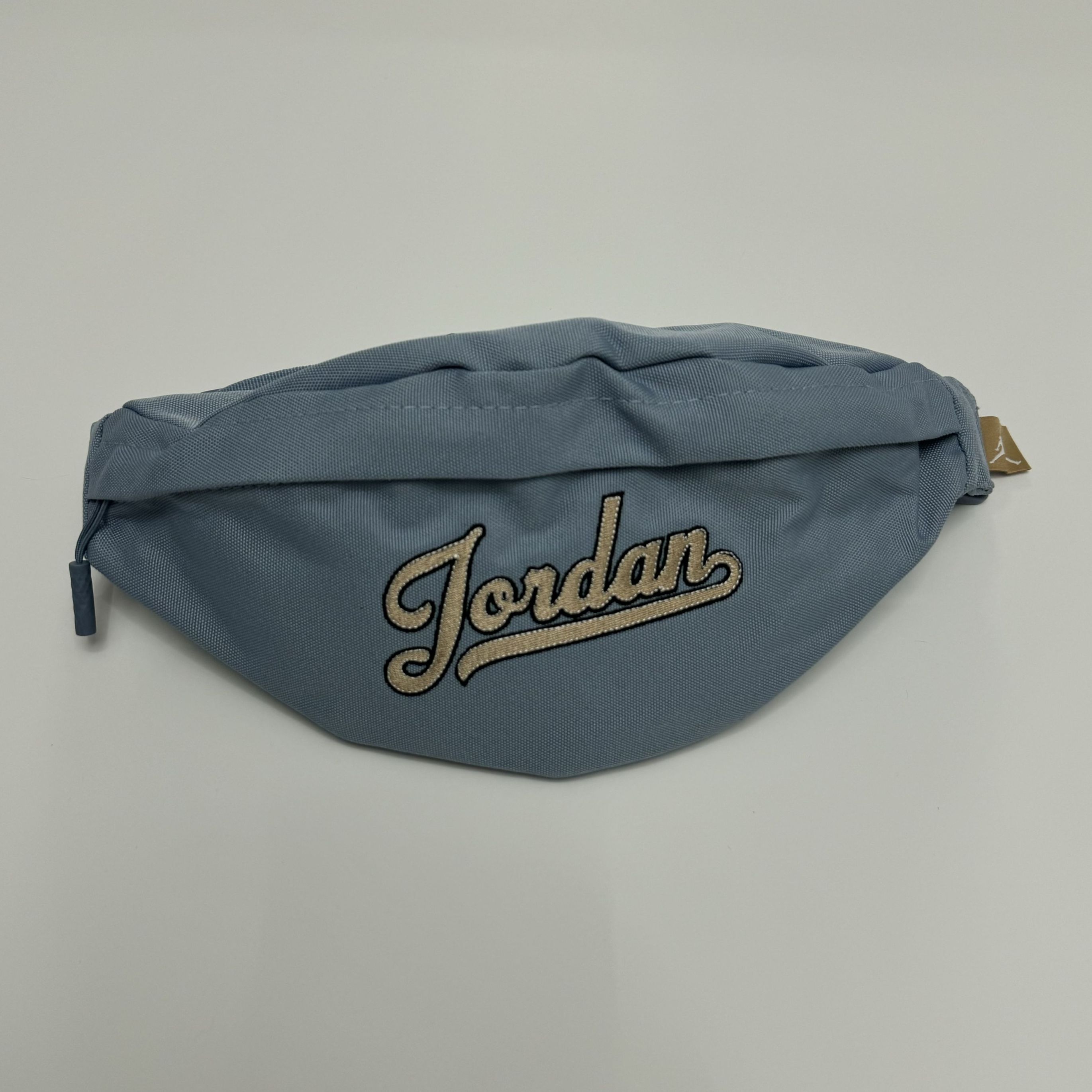 Cangurera azul Jordan