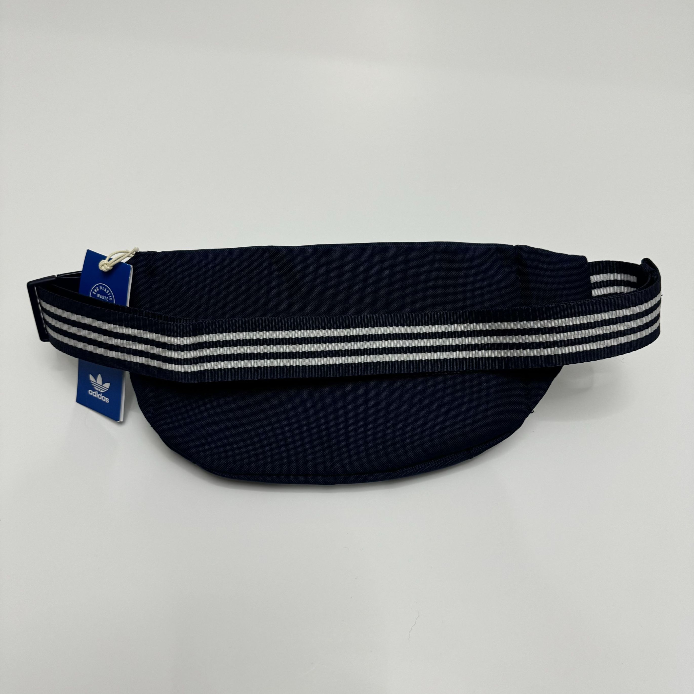 adi002-cangurera-azul-originals--22147  