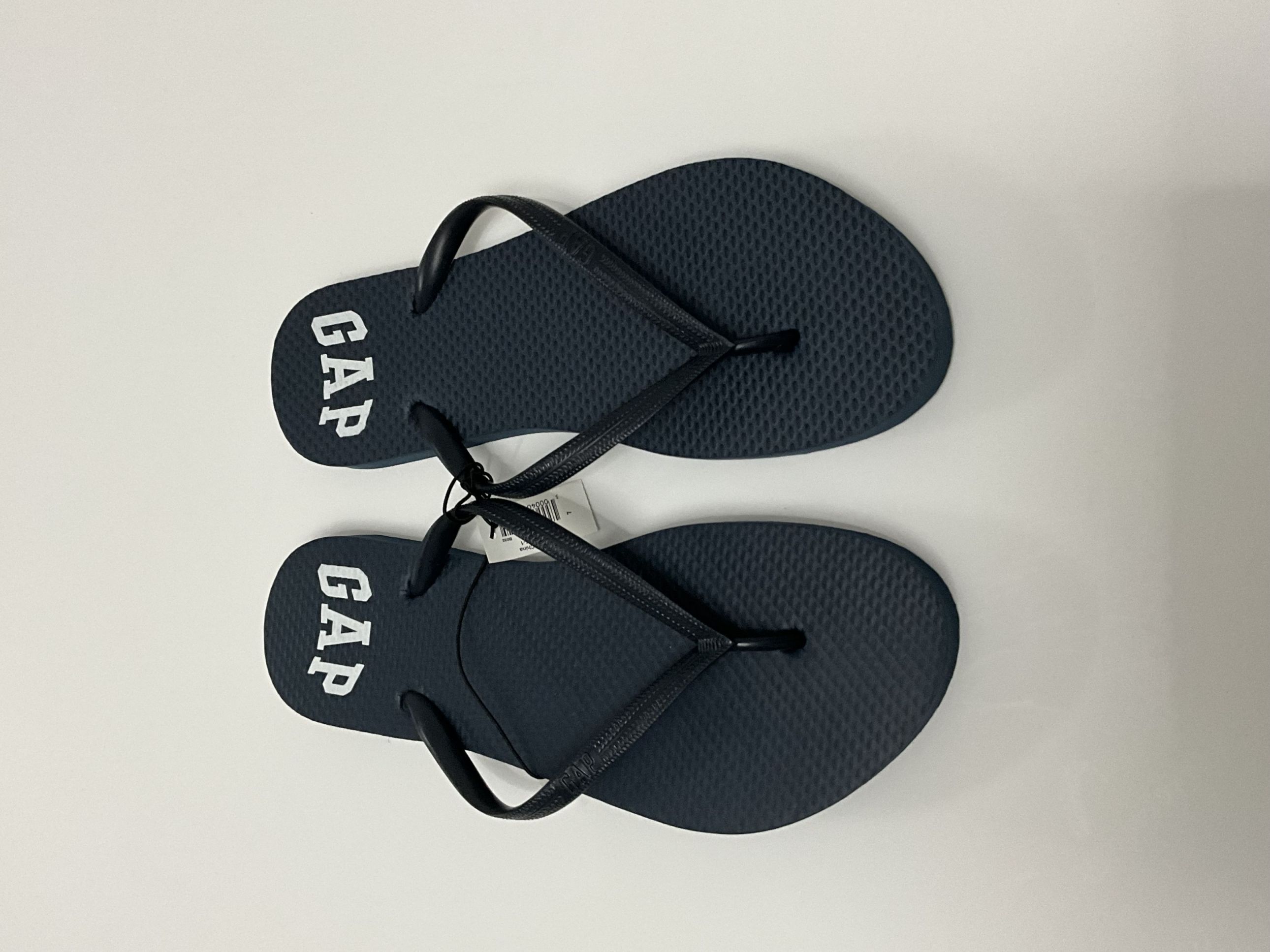 Sandalia azul marino letras blancas talon