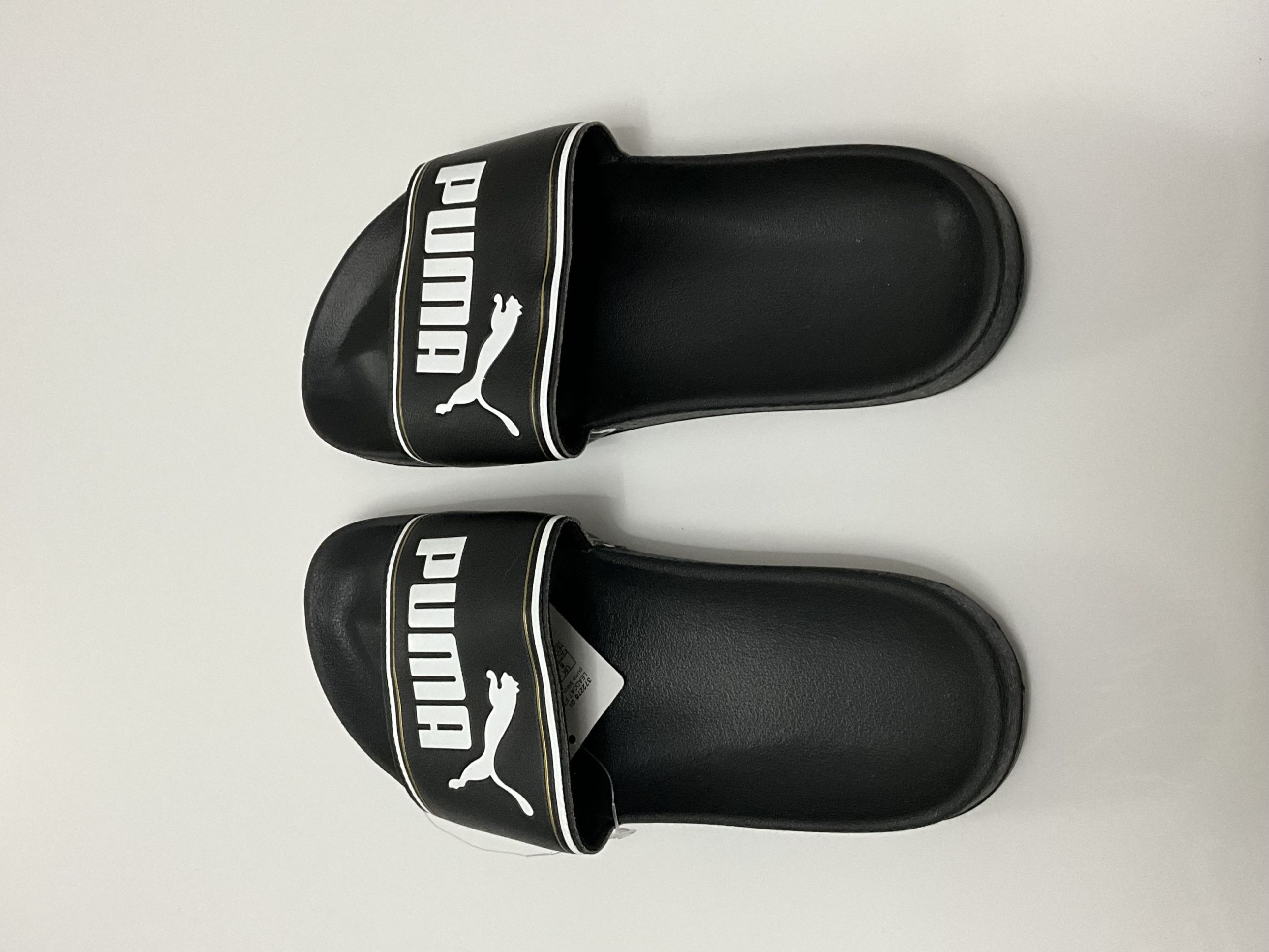 puma009-sandalia-negra-letras-blanca-linea-dorada-3mx-  